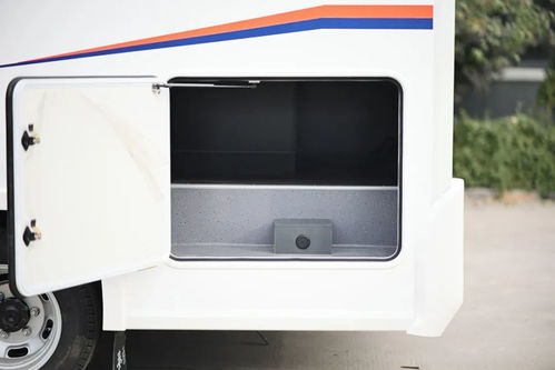 把 頭等艙 搬進(jìn)房車 這款房車2人旅行有點(diǎn)爽 秦帝追風(fēng)房車實(shí)拍評測