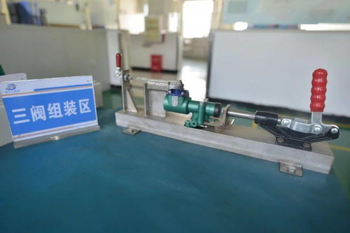 亮點(diǎn)紛呈︱集團(tuán)公司科技大會(huì)，我段硬核助力空氣彈簧熱壓平板機(jī)